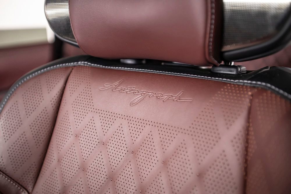 Used 2025 INFINITI QX80 Autograph w/ Autograph Exterior Package AWD/4WD image 27