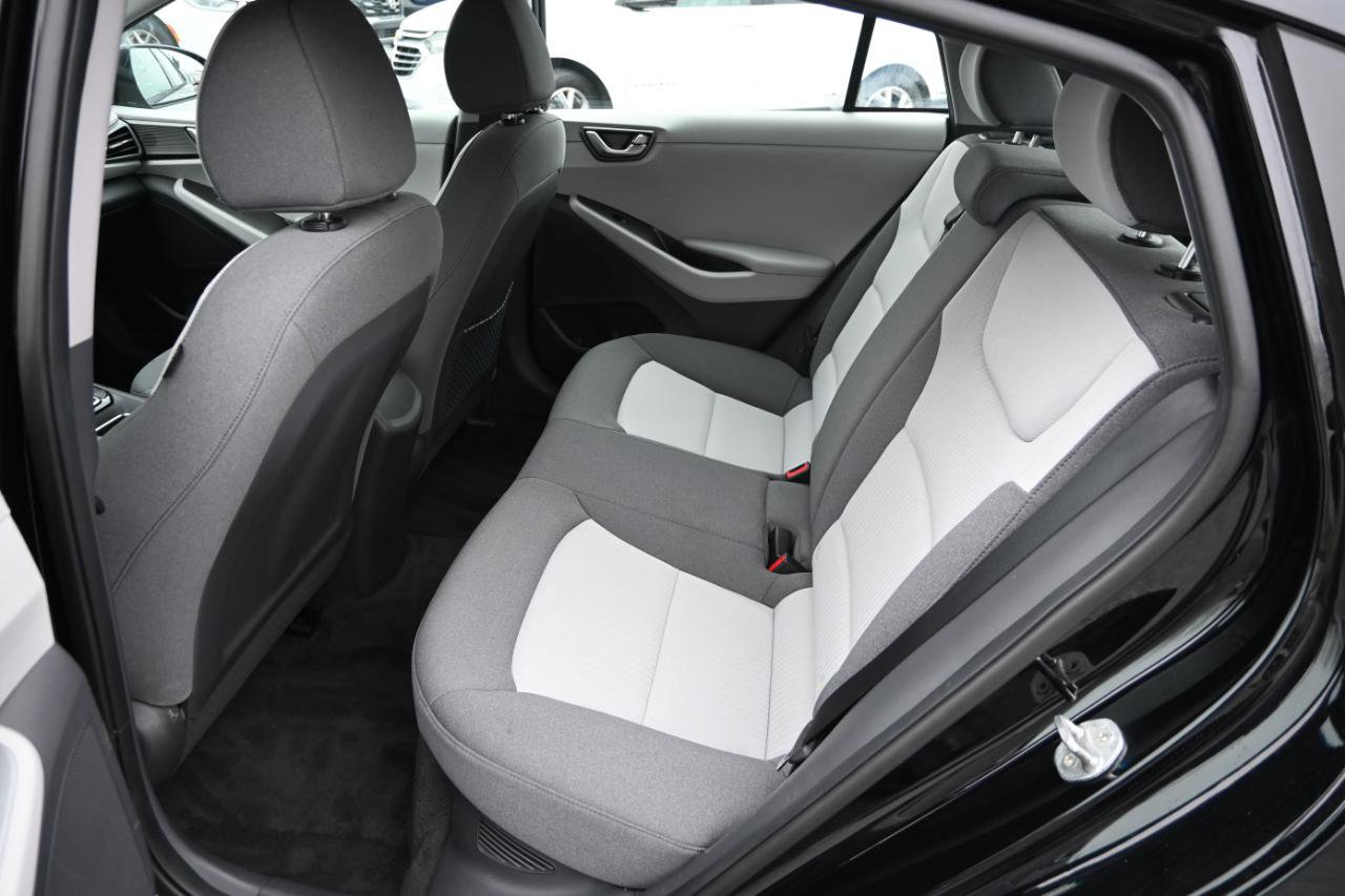 Used 2020 Hyundai Ioniq Blue FWD image 22