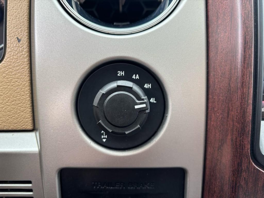 Used 2014 Ford F150 King Ranch w/ King Ranch Luxury Package AWD/4WD image 17