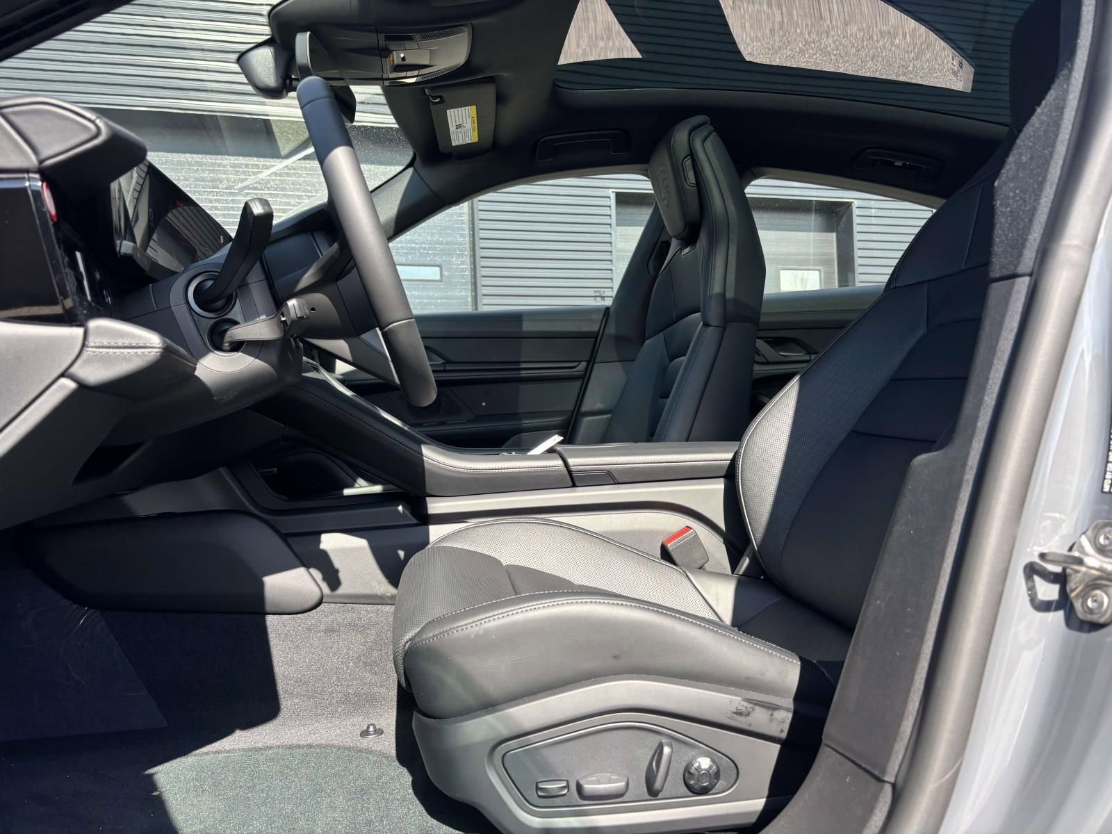New 2026 Porsche Taycan AWD/4WD image 15