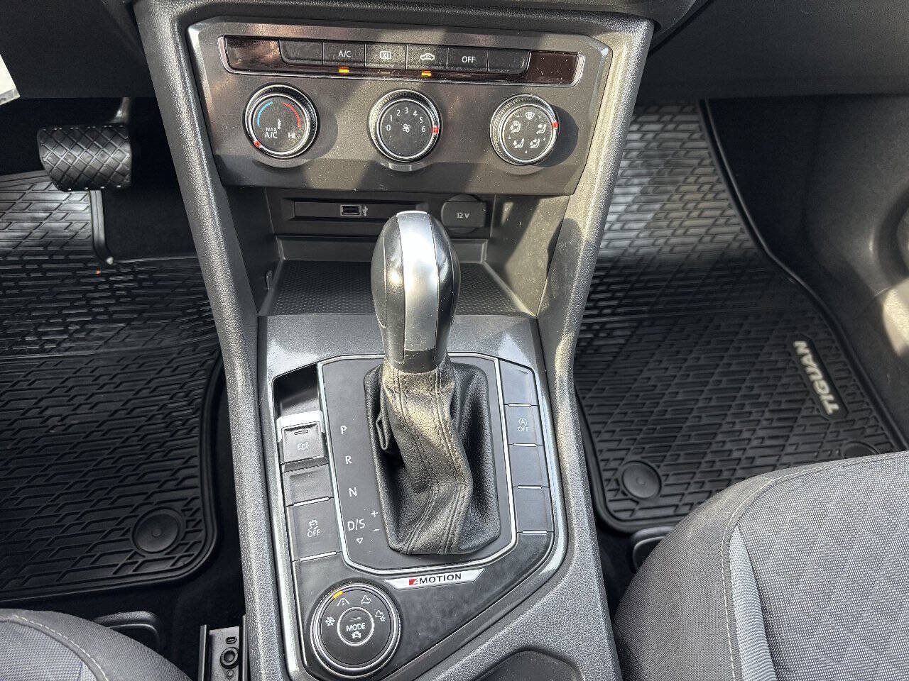 Used 2018 Volkswagen Tiguan S AWD/4WD image 19