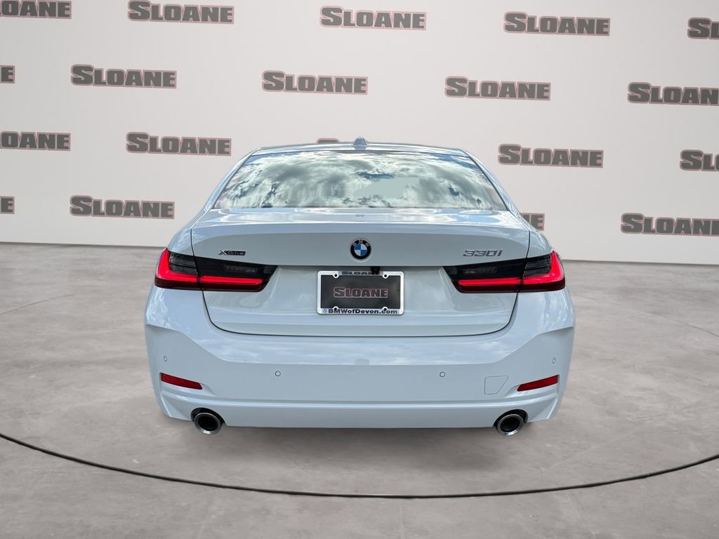 Certified 2025 BMW 330i xDrive Sedan w/ M Sport Package AWD/4WD image 4