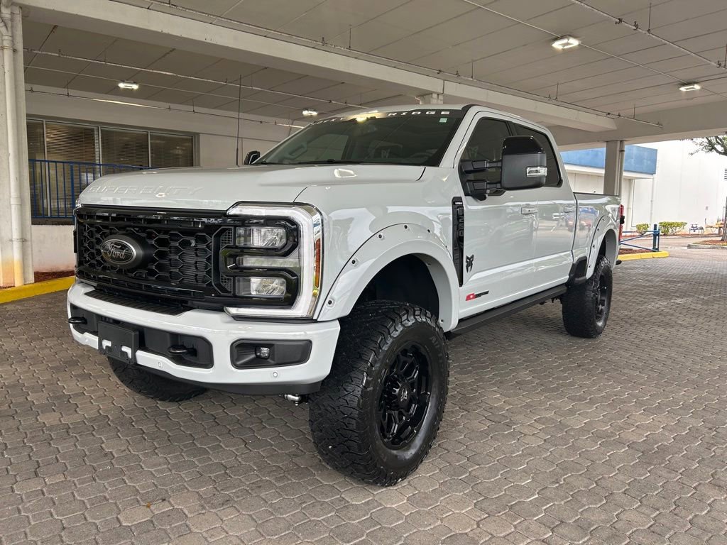 New 2026 Ford F250 Lariat w/ Black Appearance Package