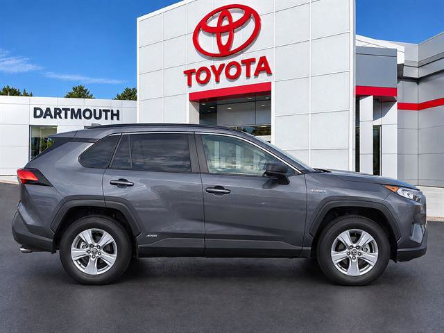 Used 2019 Toyota RAV4 LE w/ Carpet Mat Package AWD/4WD image 6