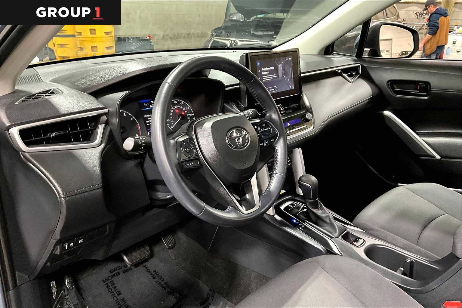 Used 2023 Toyota Corolla Cross LE w/ Moonroof Package AWD/4WD image 18