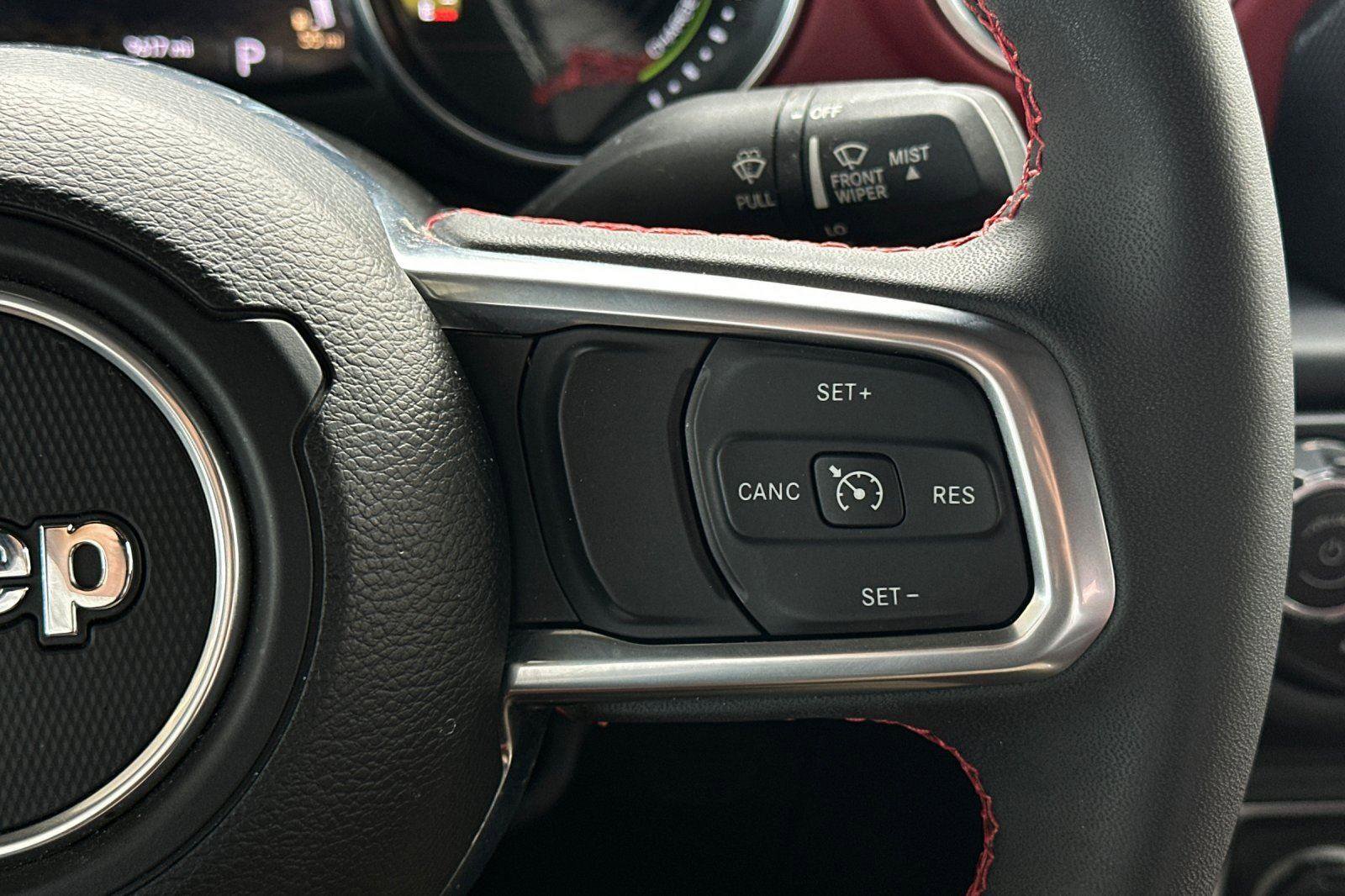 Used 2023 Jeep Wrangler Unlimited Rubicon 4xe image 28