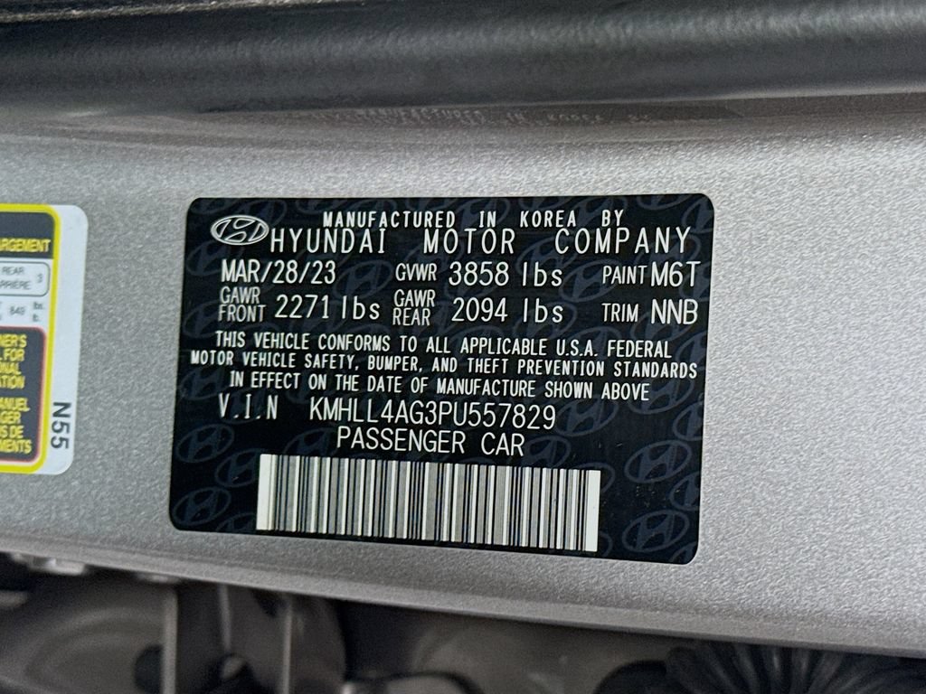 Certified 2023 Hyundai Elantra SE FWD image 33