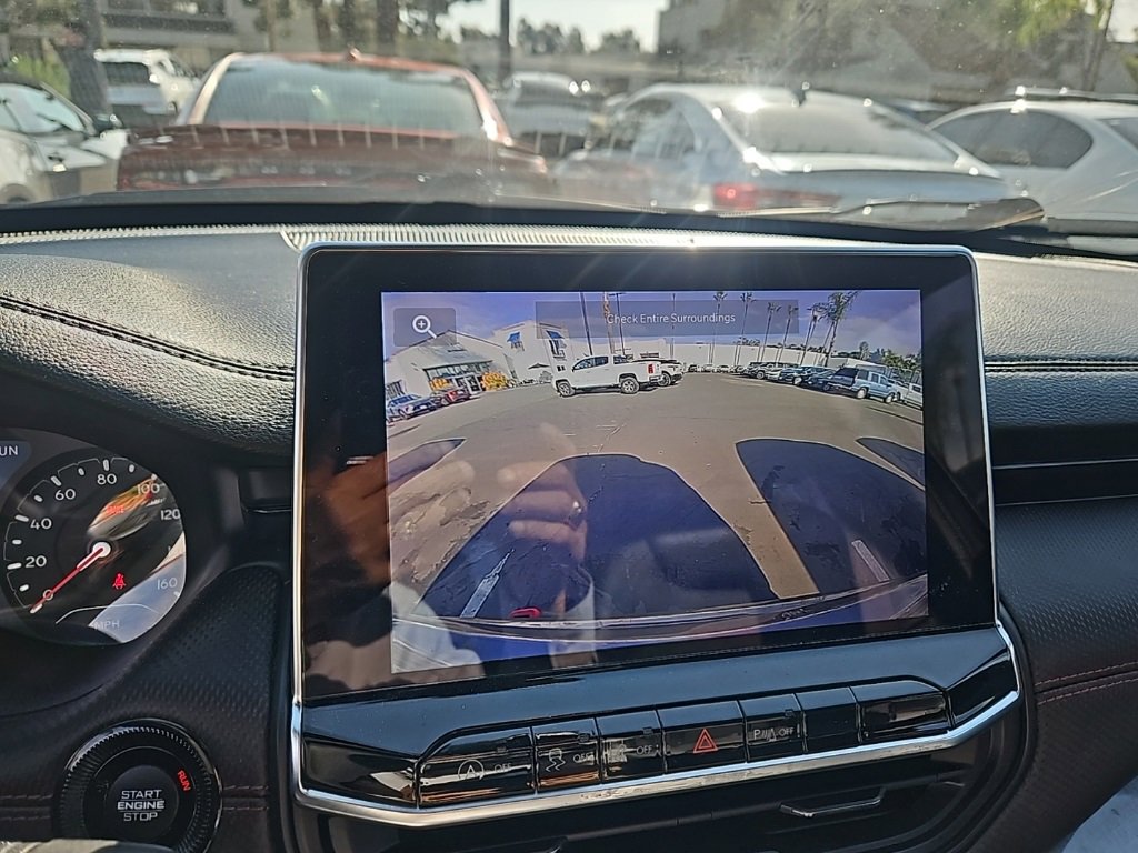 Used 2023 Jeep Compass Trailhawk image 13