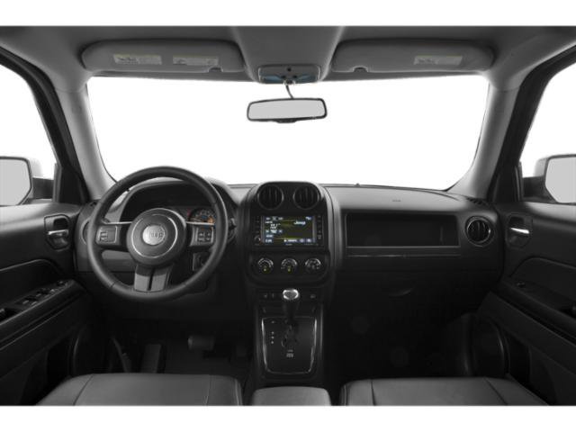 Used 2015 Jeep Patriot High Altitude AWD/4WD image 11