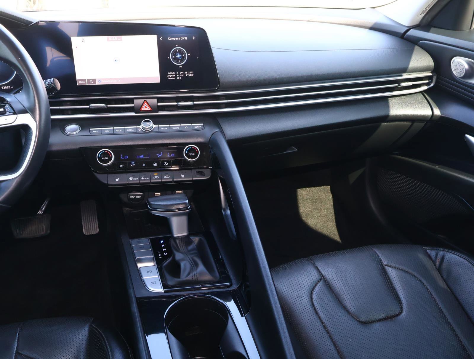 Used 2023 Hyundai Elantra Limited w/ Cargo Package FWD image 11