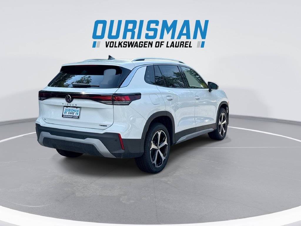 New 2026 Volkswagen Tiguan SE AWD/4WD image 8