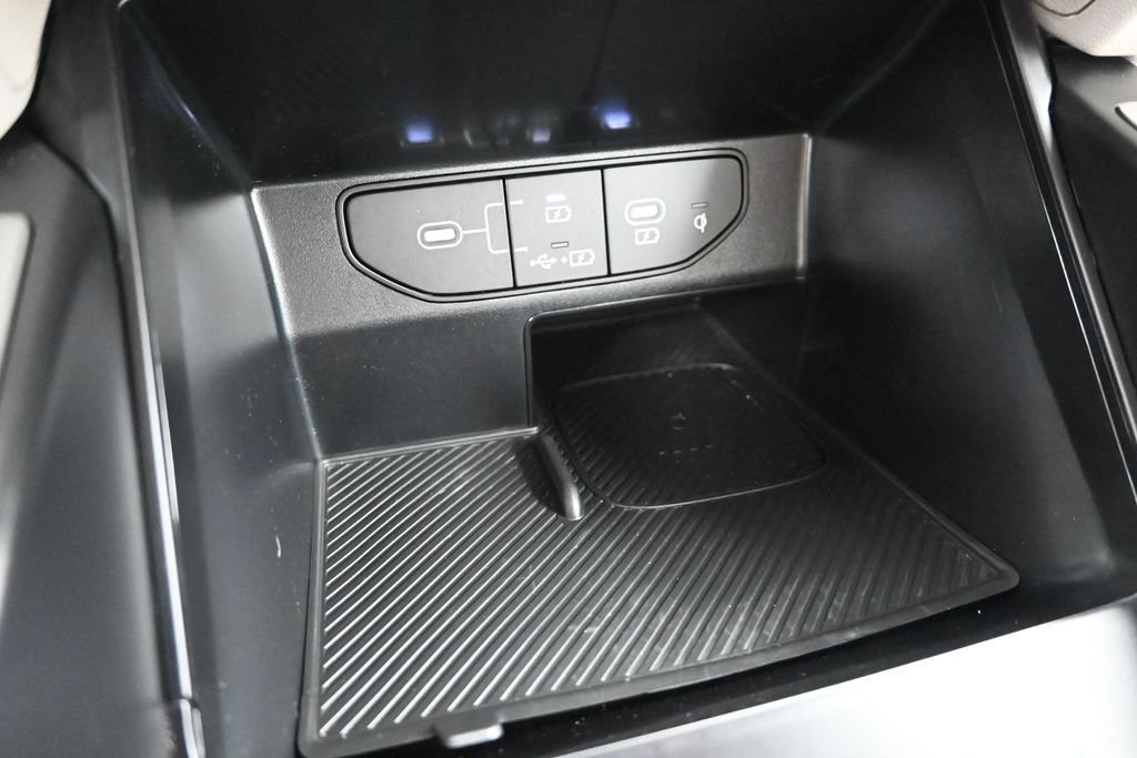Certified 2025 Kia Sorento S AWD/4WD image 23