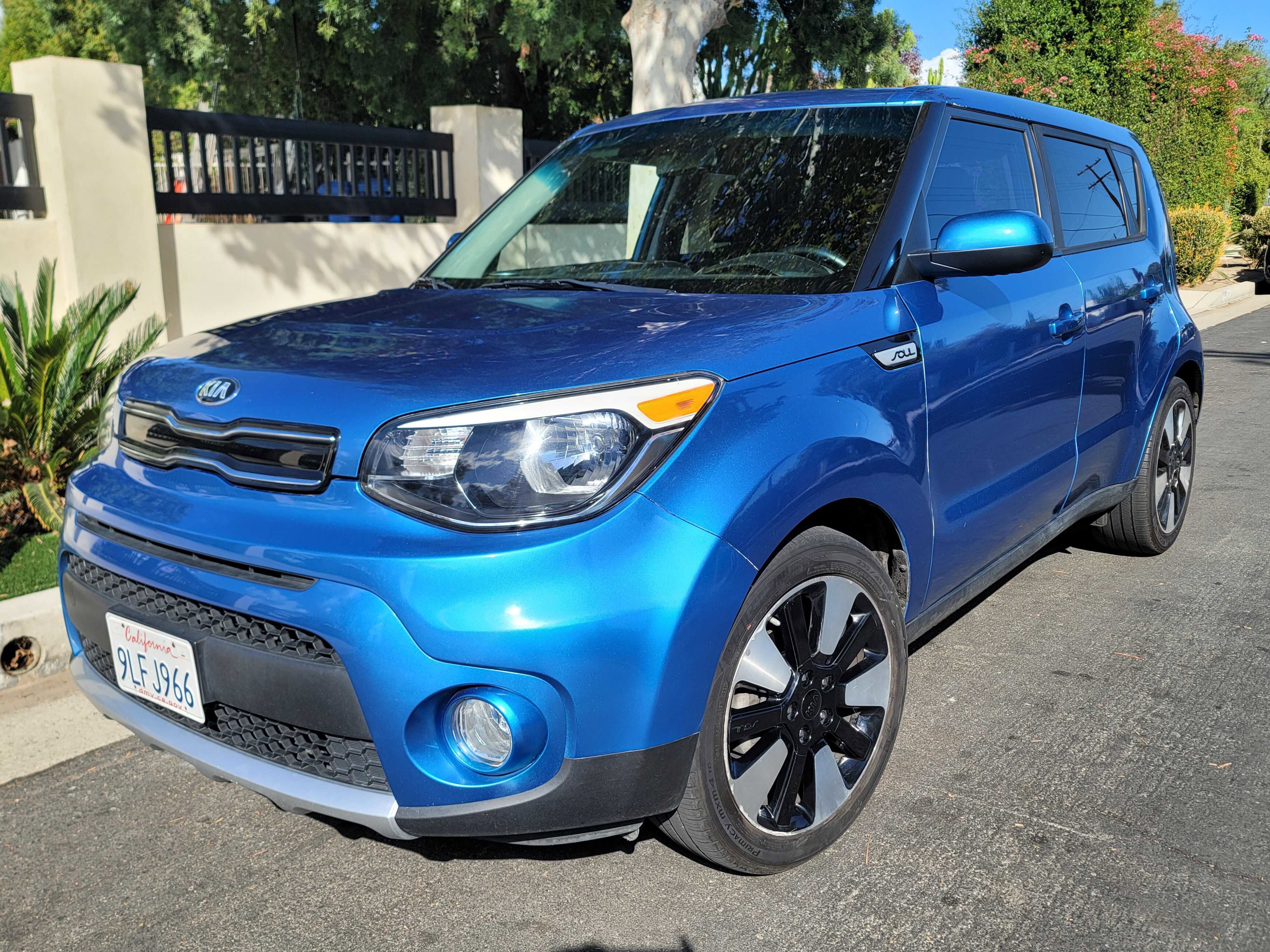 Used 2017 Kia Soul + w/ Designer's Package