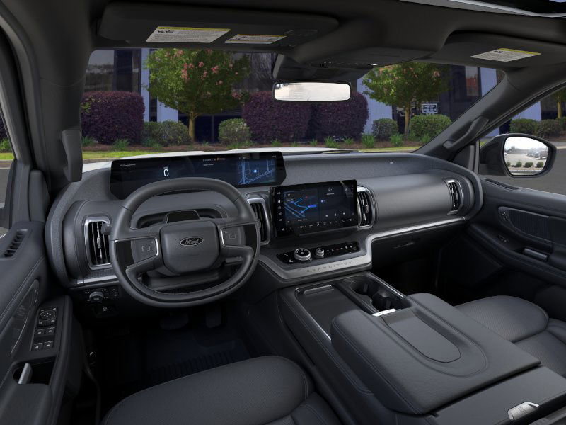 New 2025 Ford Expedition Platinum image 9