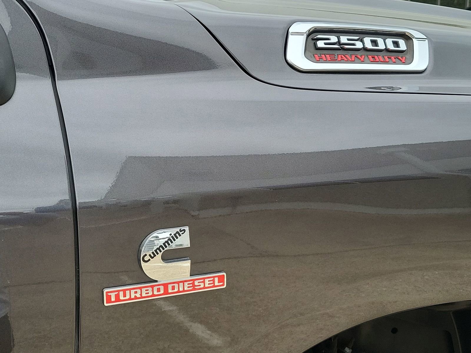 Used 2024 RAM 2500 Tradesman w/ Chrome Appearance Group image 29