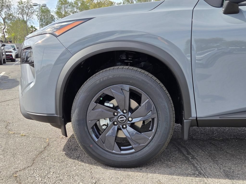 New 2026 Nissan Rogue SV FWD image 5