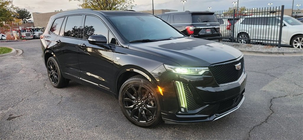 Used 2021 Cadillac XT6 Sport w/ Platinum Package