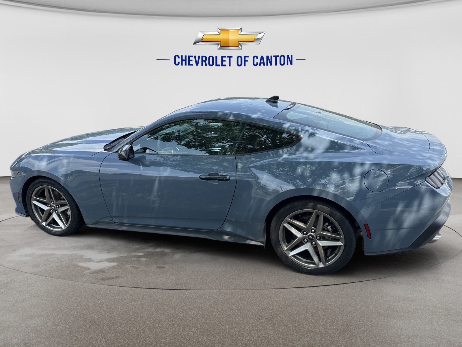 Used 2025 Ford Mustang Coupe RWD image 7