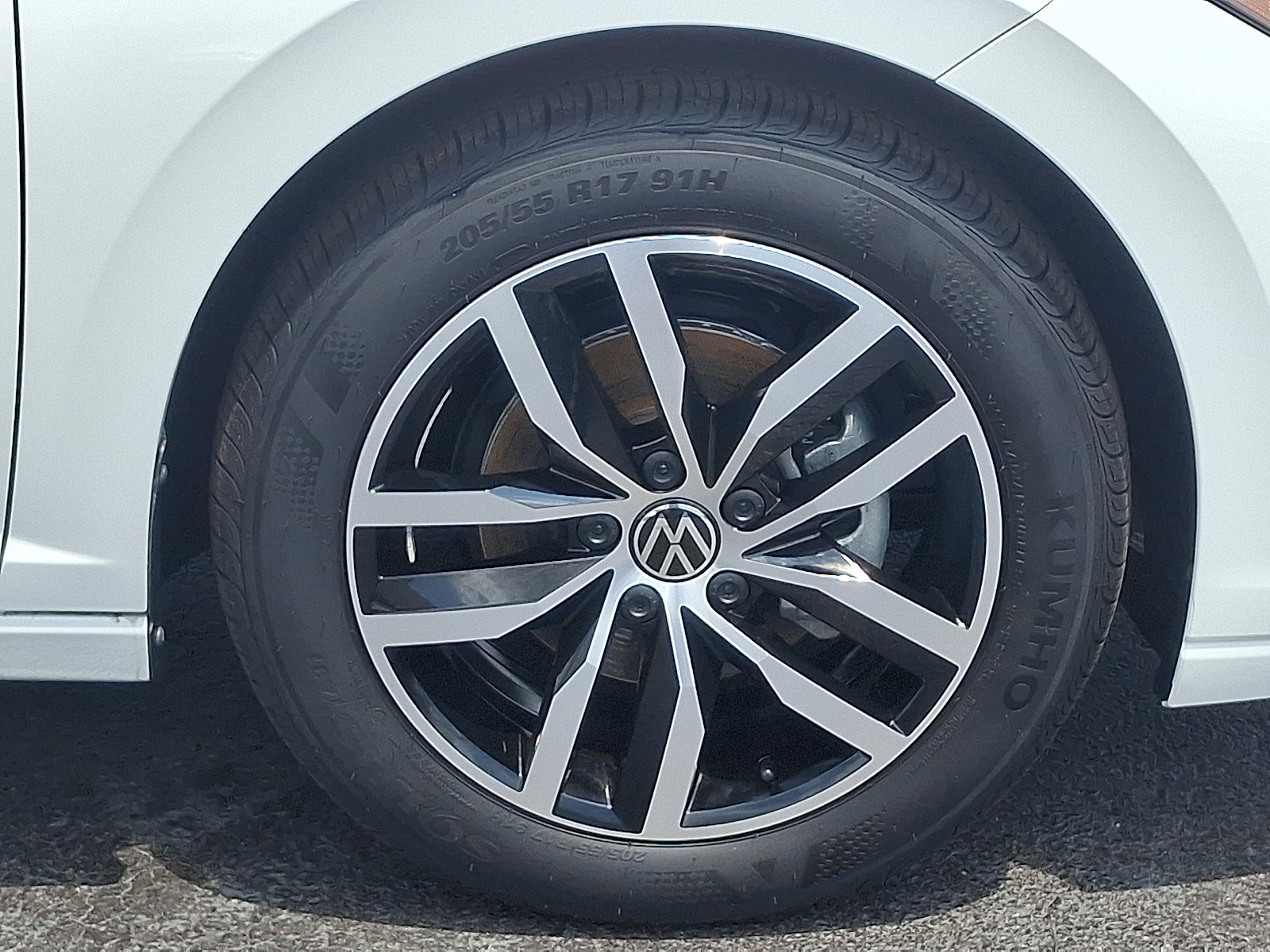 Certified 2025 Volkswagen Jetta SE image 8