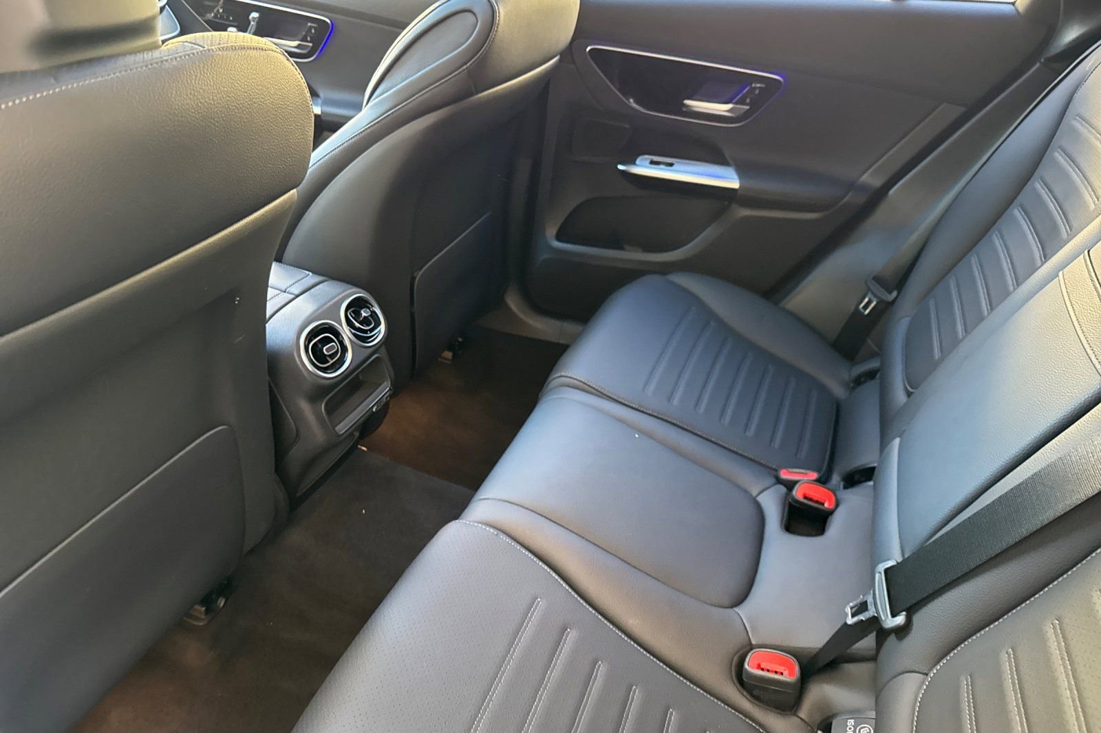 Certified 2024 Mercedes-Benz GLC 300 4MATIC image 11