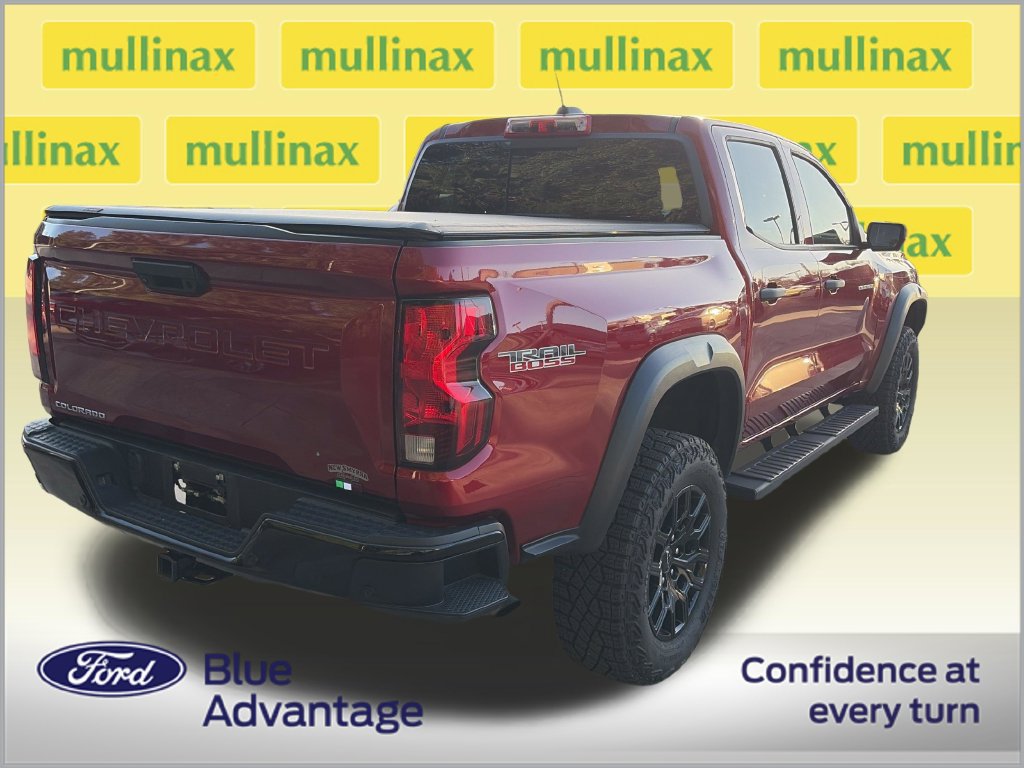 Used 2024 Chevrolet Colorado Trail Boss w/ Technology Package AWD/4WD image 4