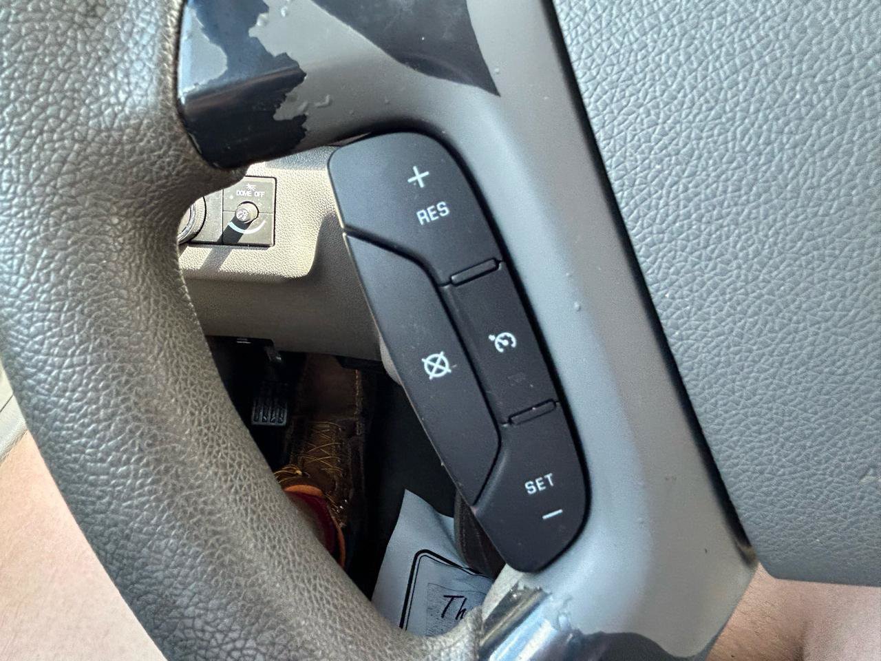 Used 2013 Chevrolet Traverse LS FWD image 19