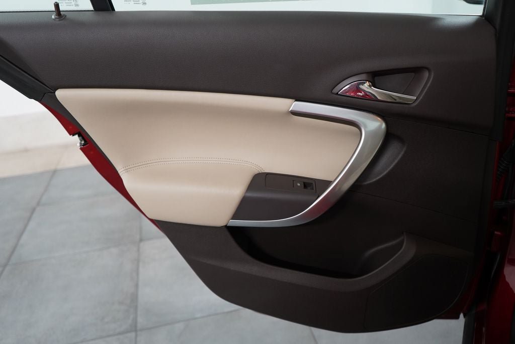 Used 2014 Buick Regal FWD image 23