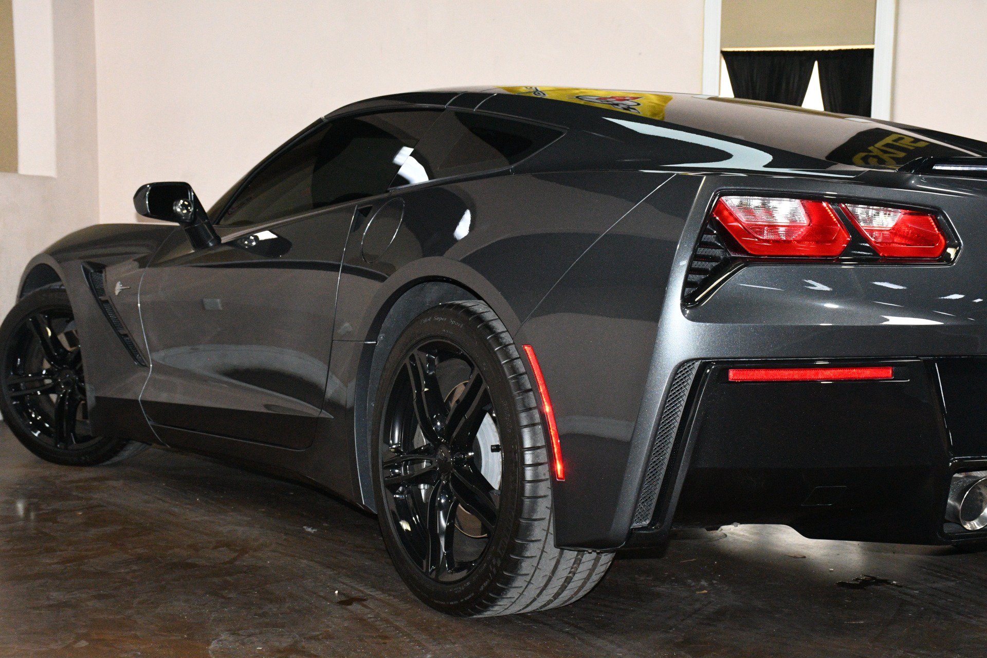Used 2017 Chevrolet Corvette Stingray Coupe w/ 1LT RWD image 57