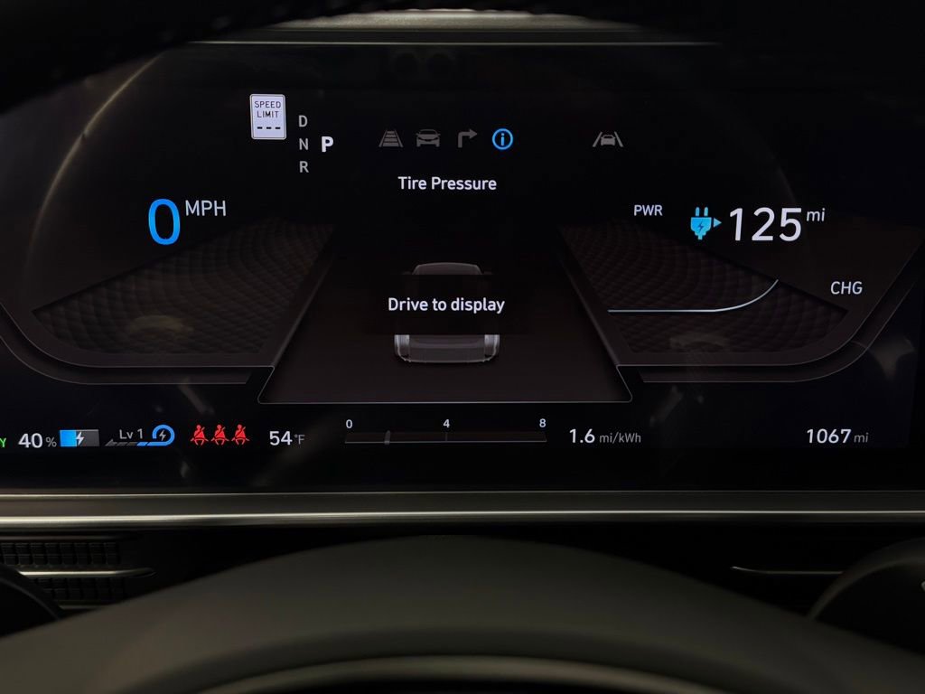 Used 2025 Hyundai Ioniq 6 SEL image 15