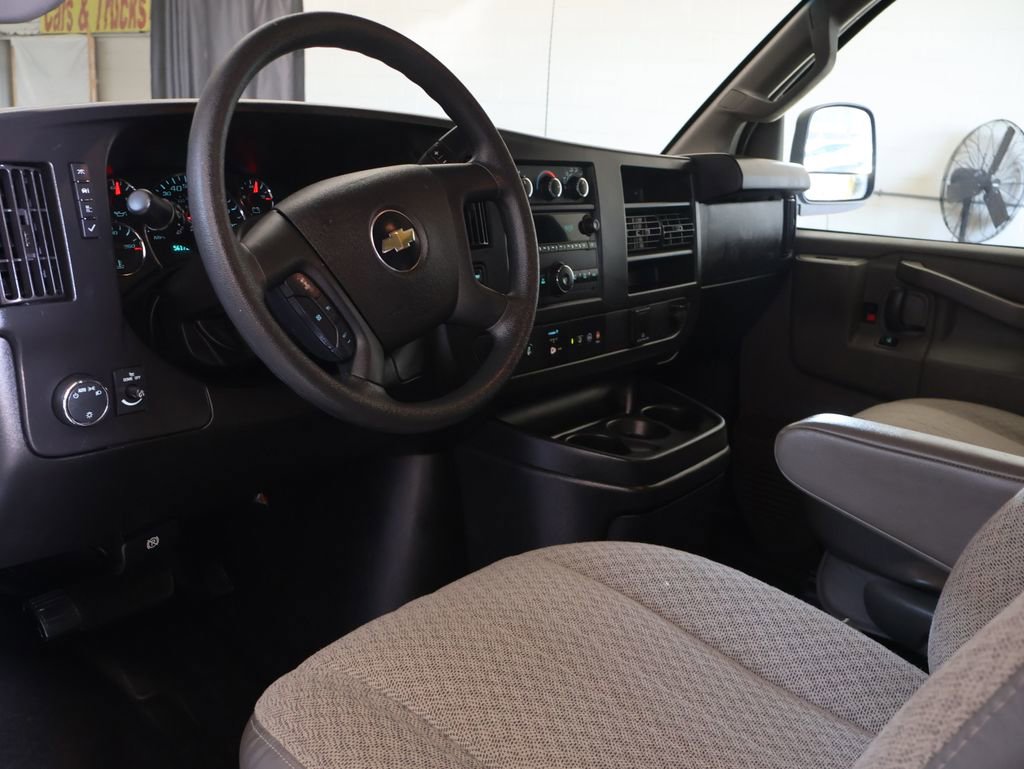 Used 2023 Chevrolet Express 3500 LS image 17