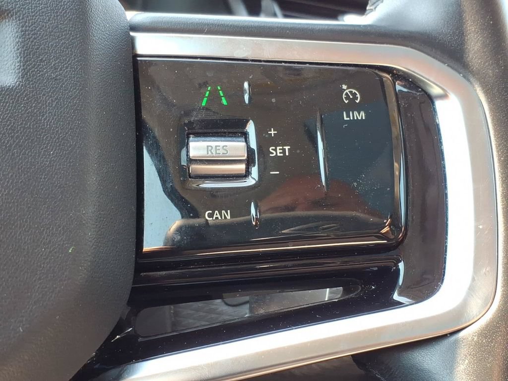 Used 2021 Land Rover Range Rover Velar S AWD/4WD image 21