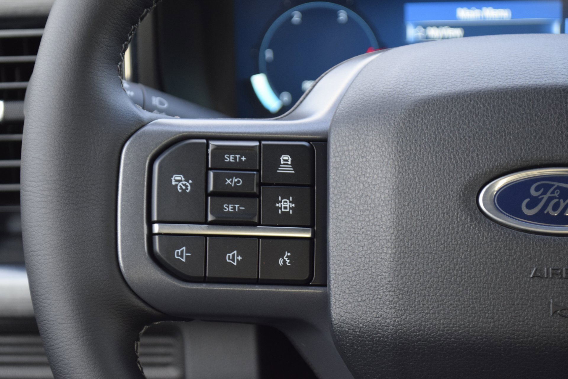 New 2026 Ford F250 Lariat w/ Lariat Premium Package image 9