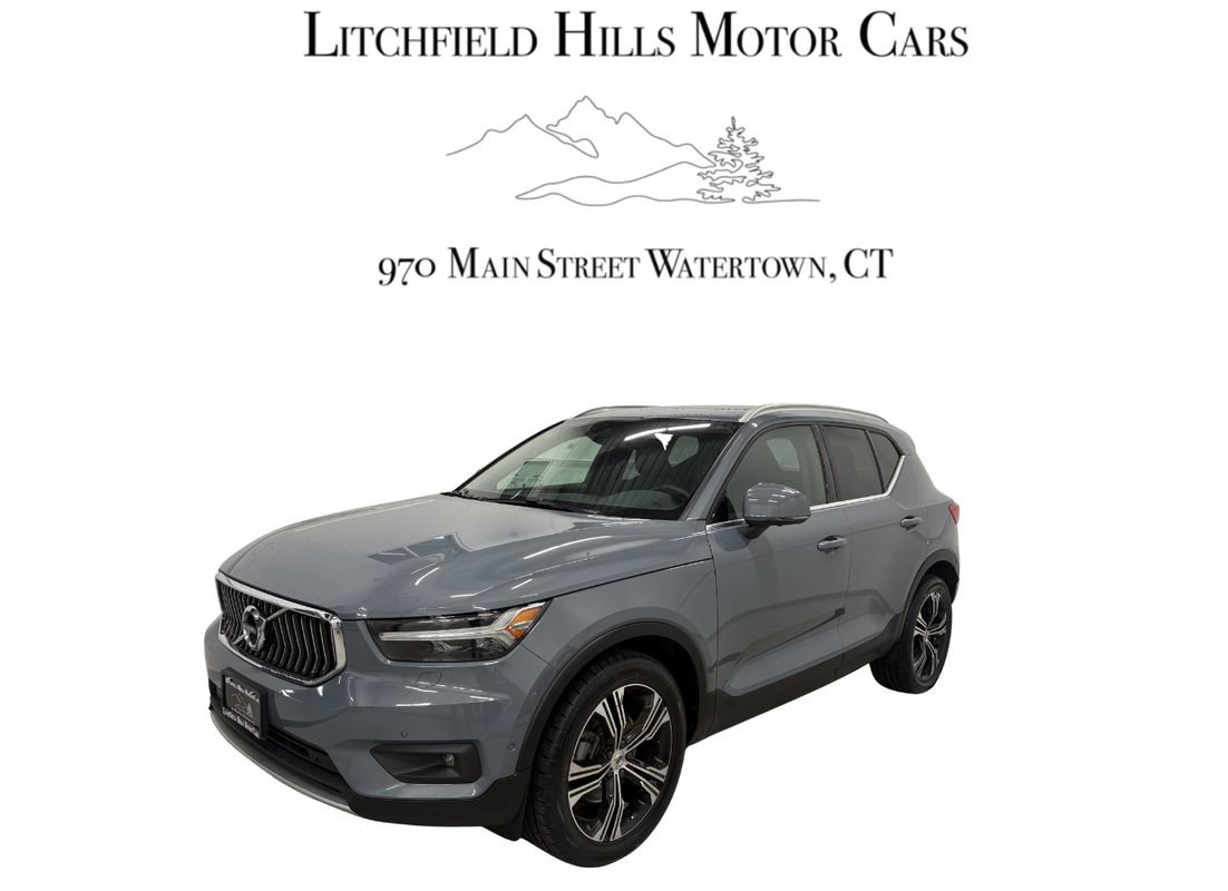 Used 2021 Volvo XC40 T5 Inscription w/ Advanced Package image 1