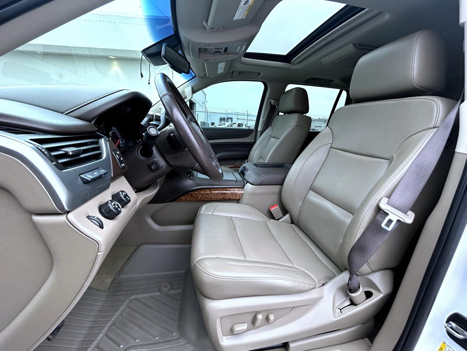 Certified 2018 Chevrolet Tahoe Premier AWD/4WD image 11