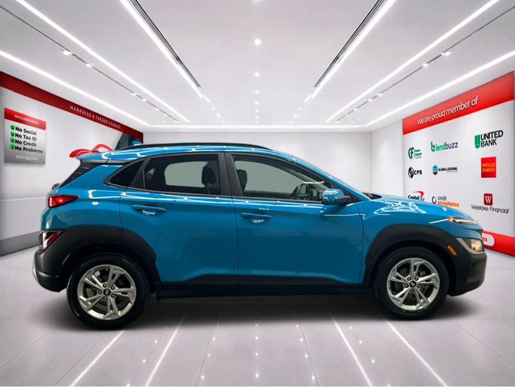 Used 2023 Hyundai Kona SEL image 9
