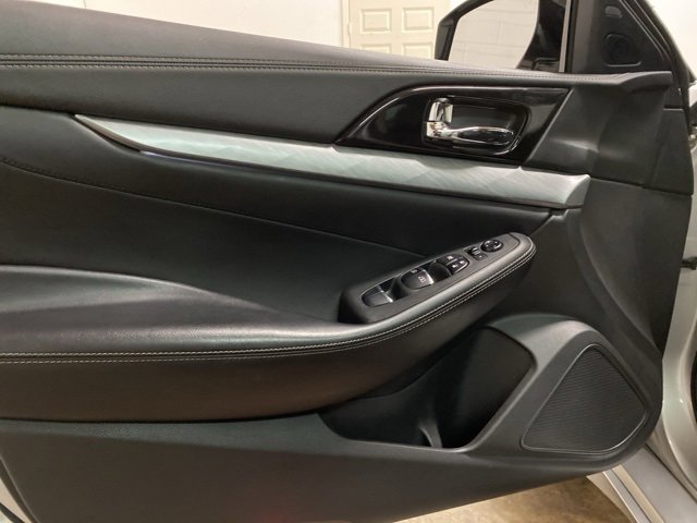 Used 2016 Nissan Maxima 3.5 SL image 30