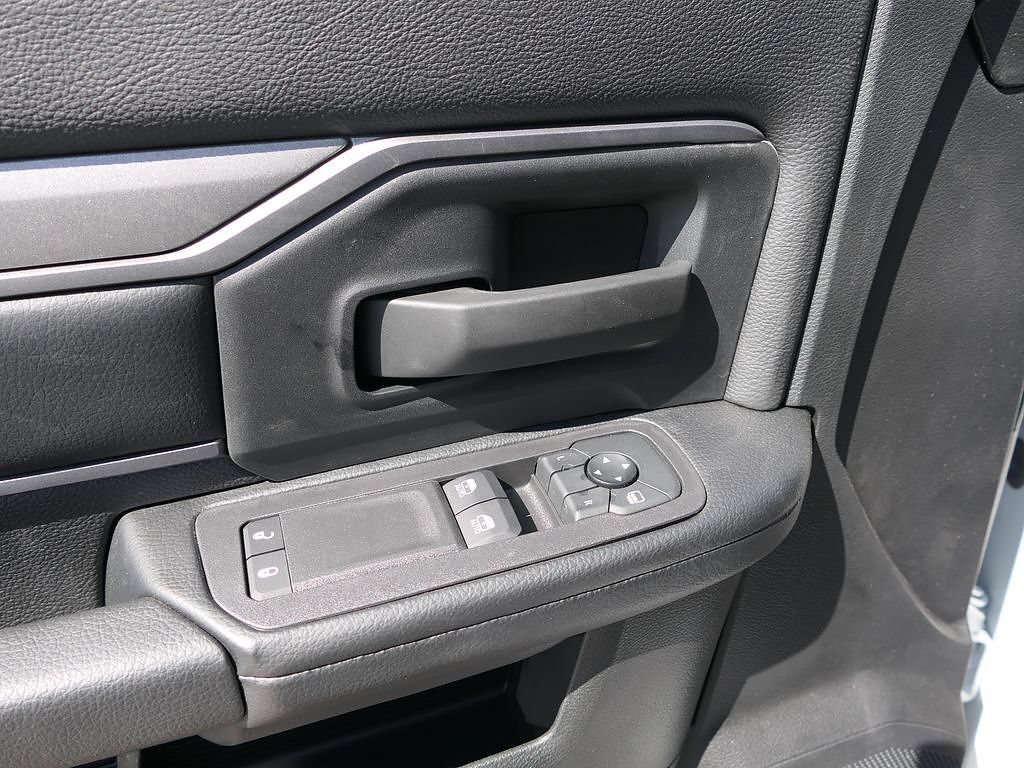 New 2026 RAM 4500 Tradesman w/ Chrome Appearance Group RWD image 13