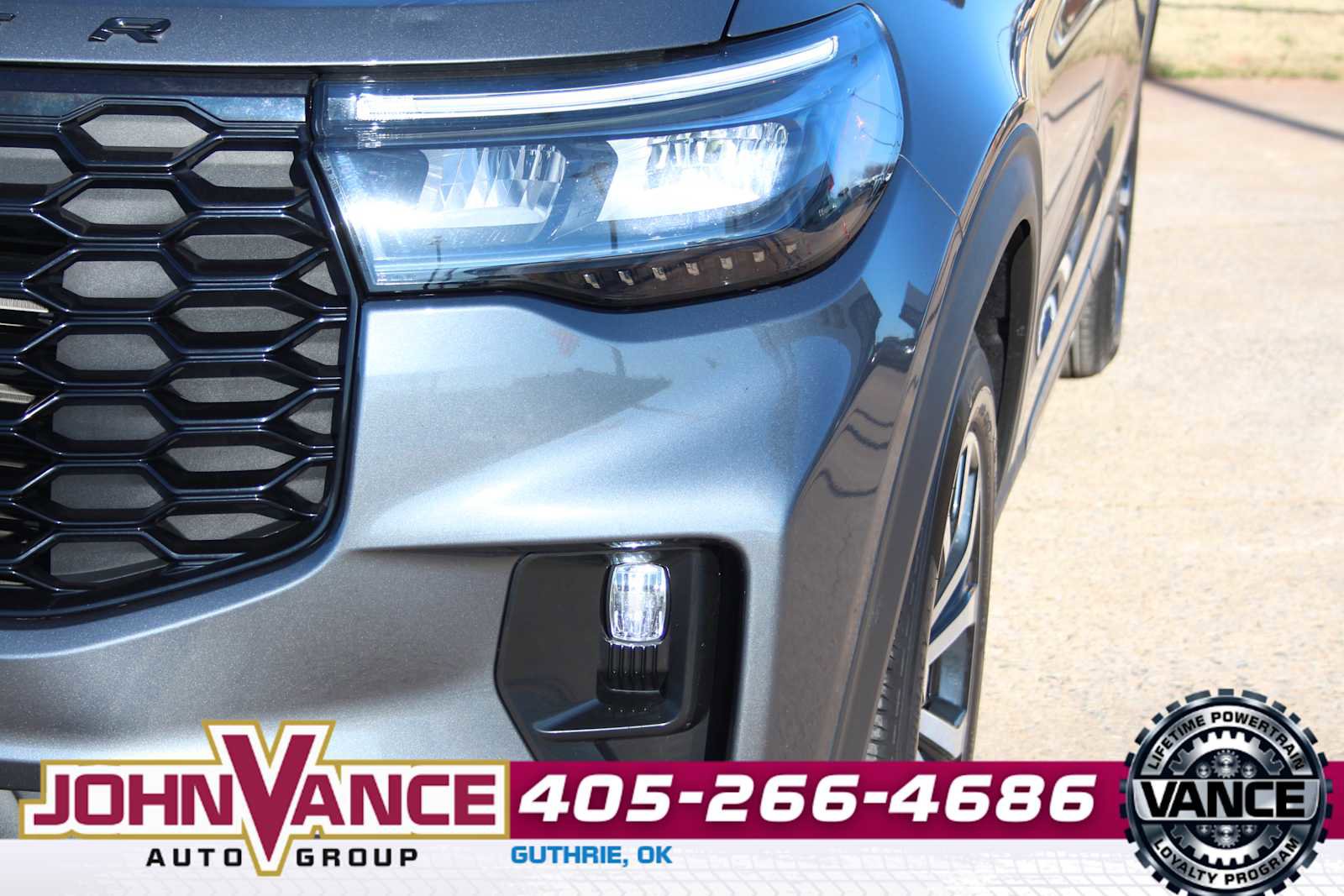 Used 2025 Ford Explorer ST-Line image 5