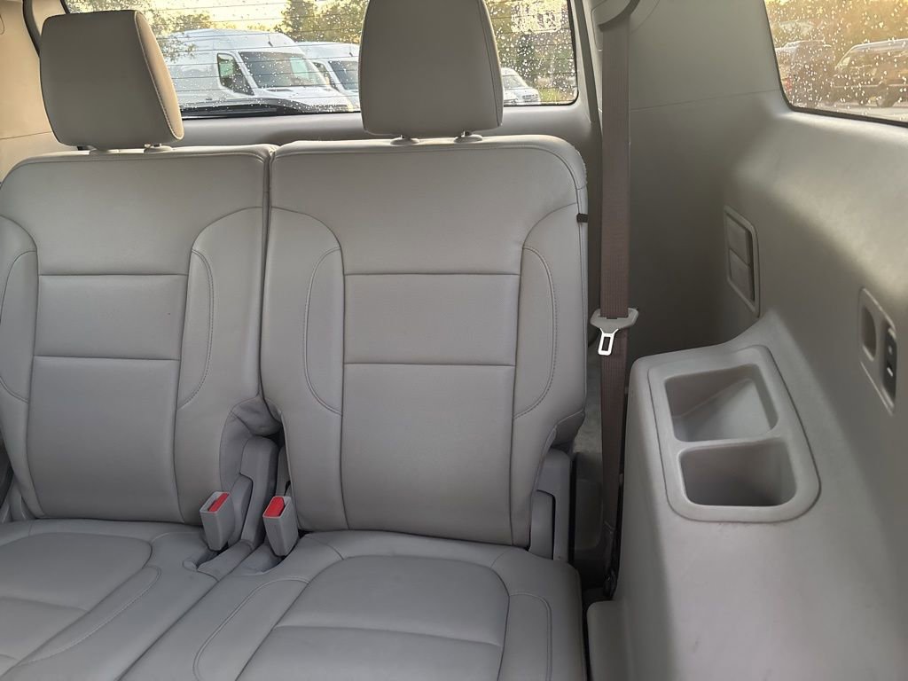 Used 2017 GMC Acadia SLT image 21
