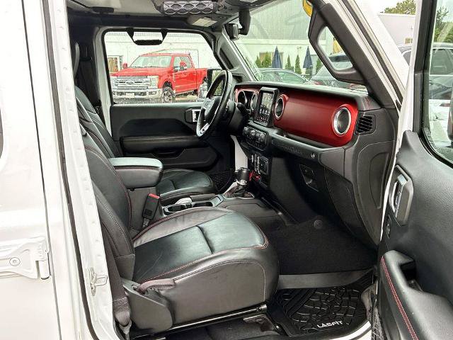 Used 2018 Jeep Wrangler Unlimited Rubicon w/ Dual Top Group AWD/4WD image 9