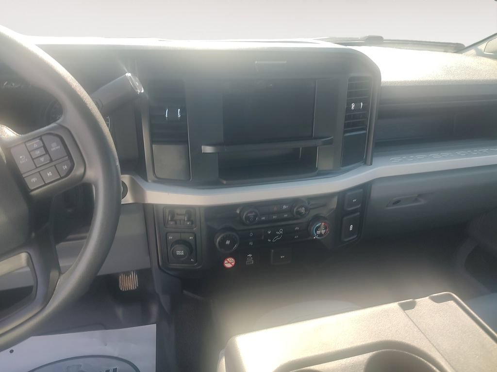 Used 2026 Ford F250 XL AWD/4WD image 10