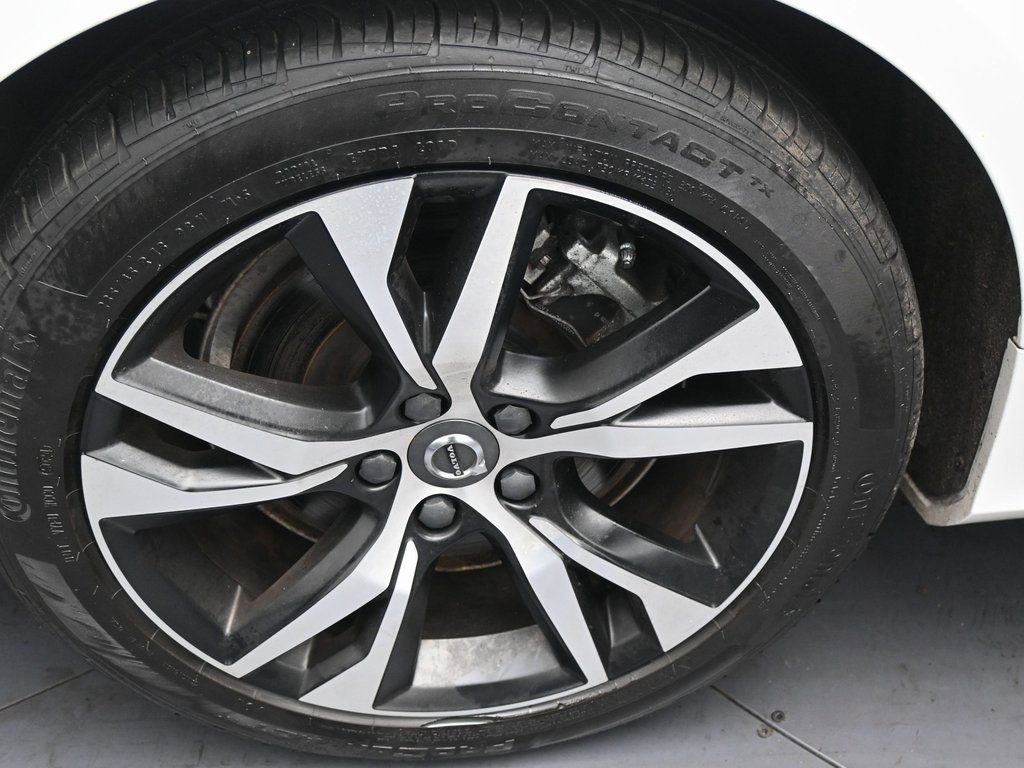 Used 2022 Volvo S60 T8 Inscription image 37