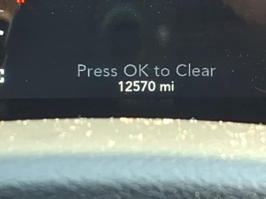 Used 2023 Dodge Challenger SXT w/ Blacktop Package image 33