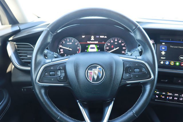 Used 2023 Buick Envision Essence image 18