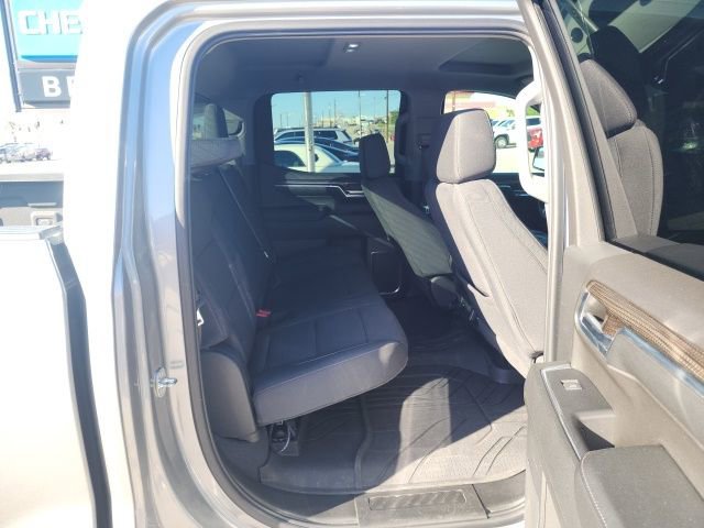 Used 2024 Chevrolet Silverado 1500 RST w/ Redline Edition AWD/4WD image 26