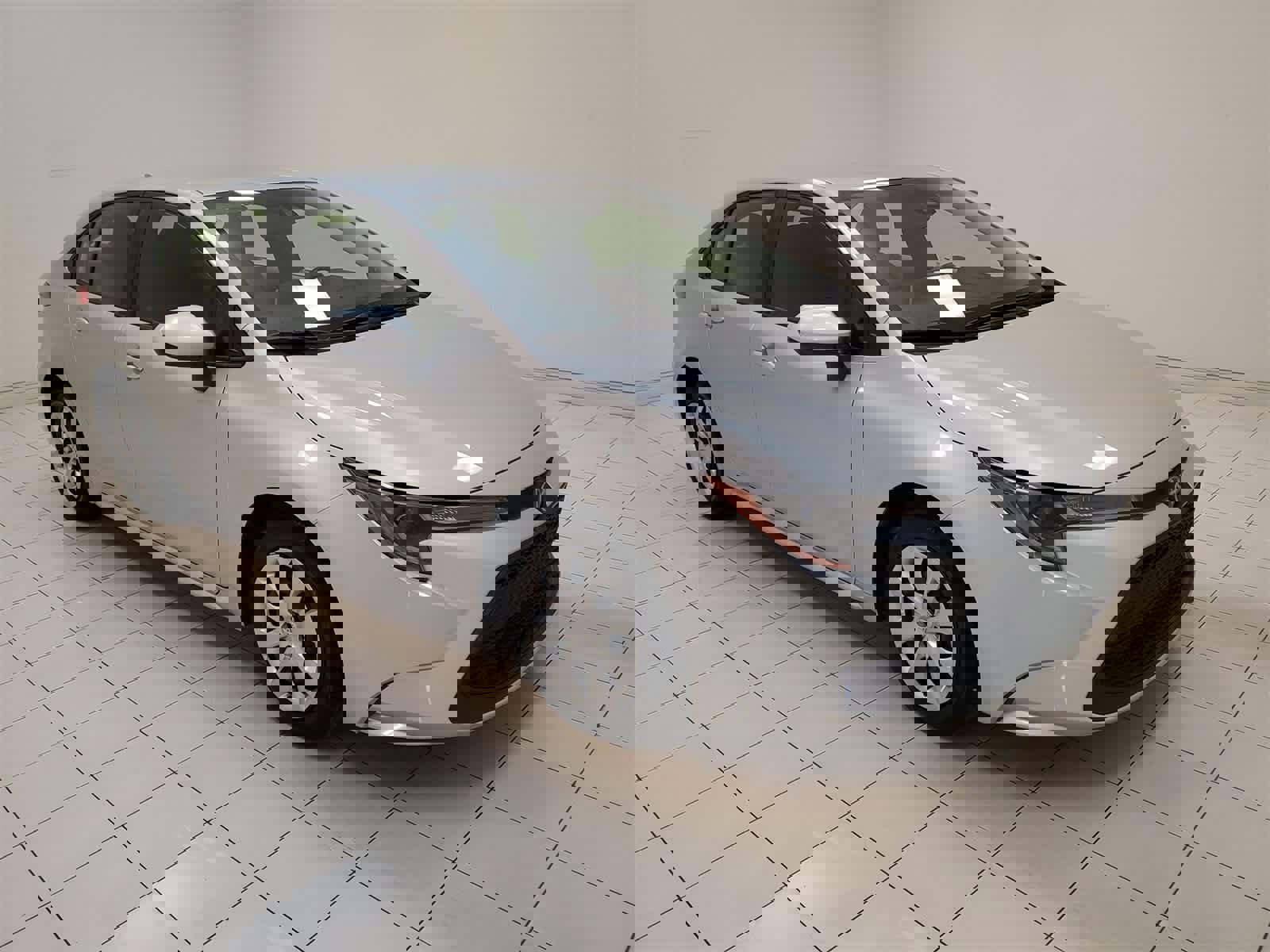 Used 2020 Toyota Corolla LE image 22