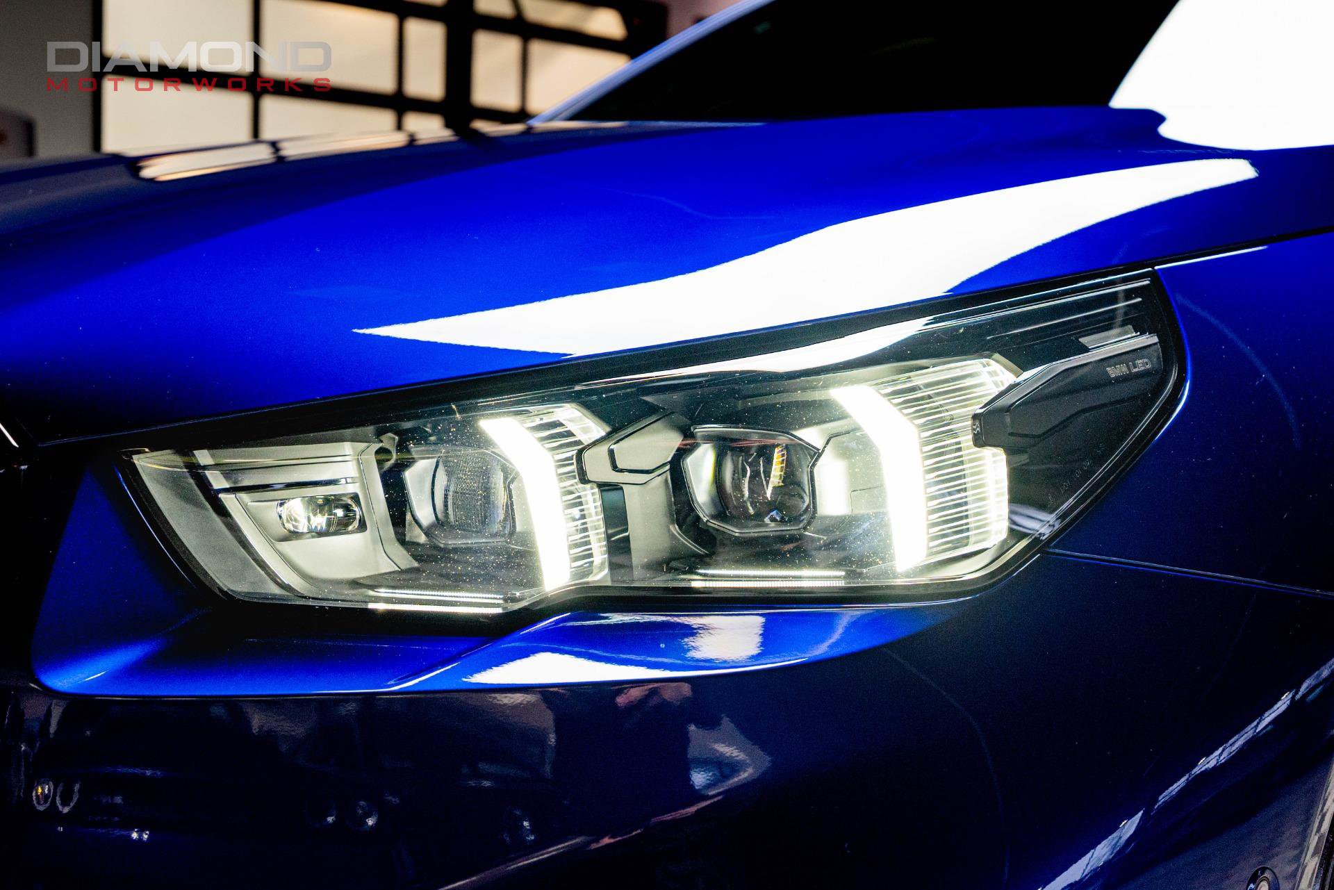 Used 2025 BMW M5 w/ Carbon Package image 75