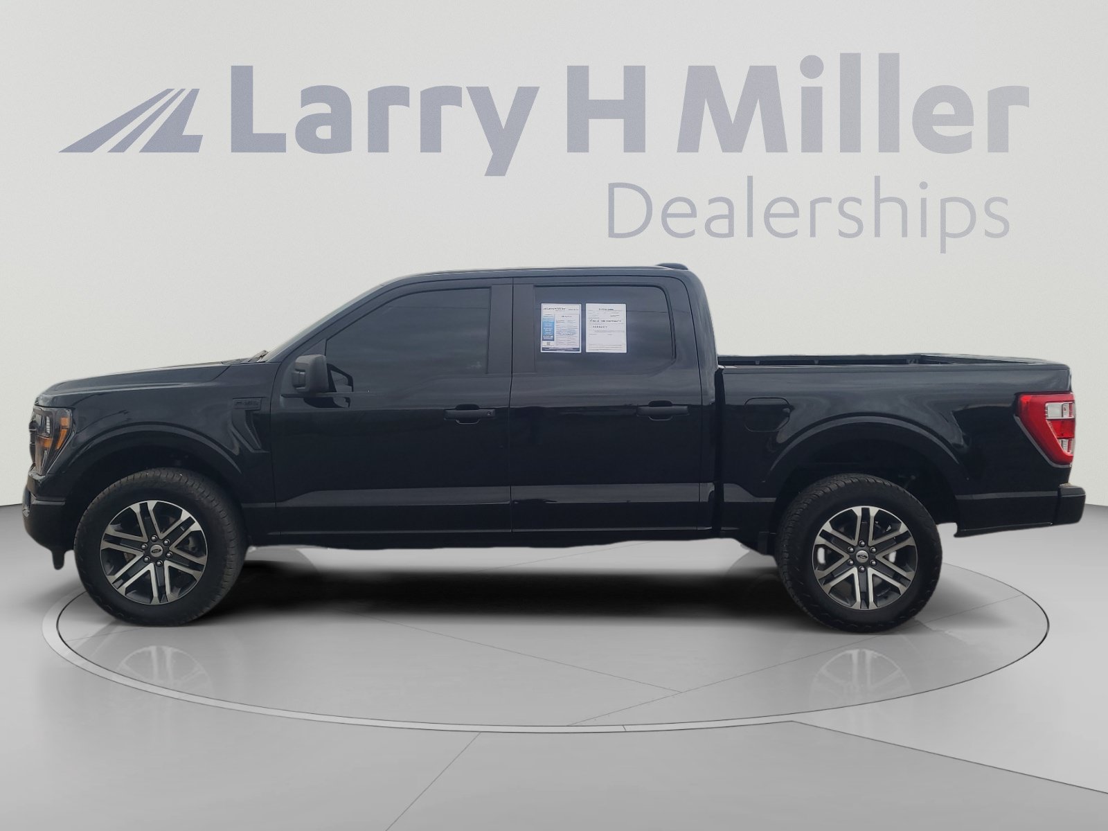 Used 2023 Ford F150 XL w/ STX Appearance Package AWD/4WD image 2