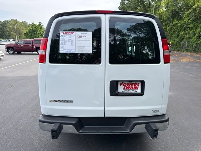 Used 2023 Chevrolet Express 2500 w/ Driver Convenience Package RWD image 4
