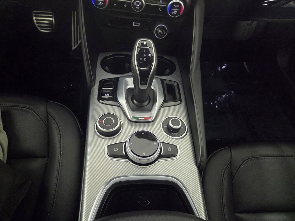 Used 2024 Alfa Romeo Giulia Ti w/ Active Assist Plus Package image 15